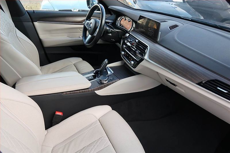 BMW Řada 6 (2018) M Sport 630d xDrive GT - fotka 9 z 23