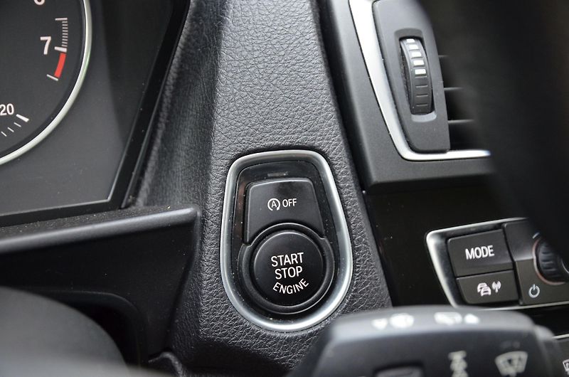 BMW Řada 1 (2016) 116i 80kW Facelift /AUT. KLIMA - fotka 23 z 33