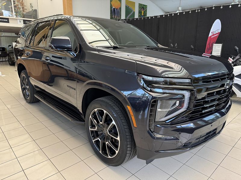 Chevrolet Tahoe RST 6,2 V8 - fotka 7 z 64
