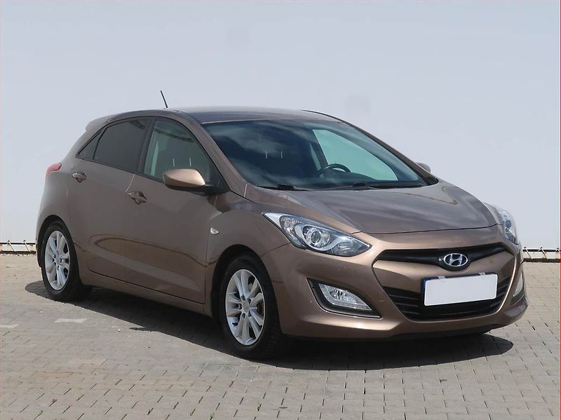 Hyundai i30 (2014) 1.4 CVVT, Serv.kniha, Tempomat - fotografie inzerátu