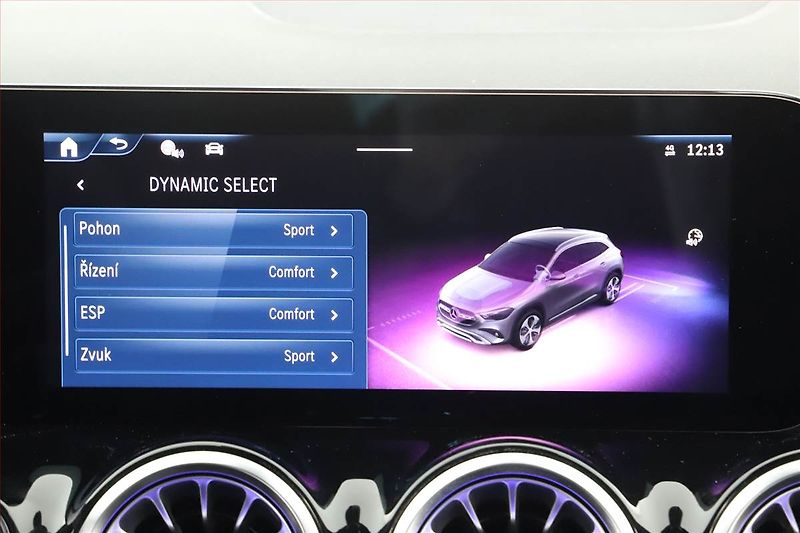 Mercedes-Benz GLA (2025) 200 d, AMG Line - fotka 16 z 28