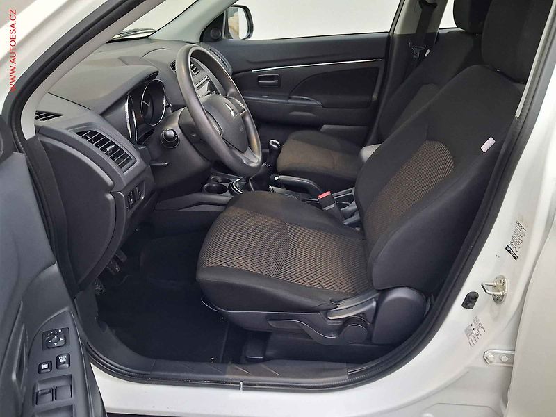 Mitsubishi ASX (2016) 1.6MIVEC, Invite - fotka 9 z 14