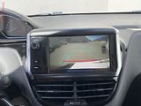 Peugeot 2008 (2018) 1.2PT, Crossway, AT, panor - náhled 17