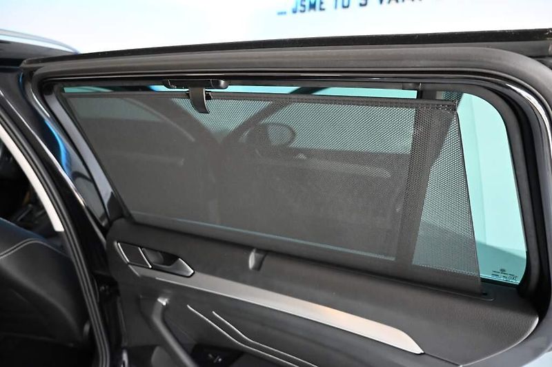 Volkswagen Passat (2023) 2.0 ELEGANCE LED MATRIX DSG AC - fotka 20 z 32