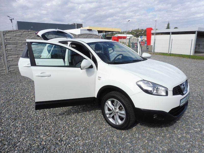 Nissan Qashqai 1.5DCi 110PS NAVI STK TOP STAV - fotka 170 z 189