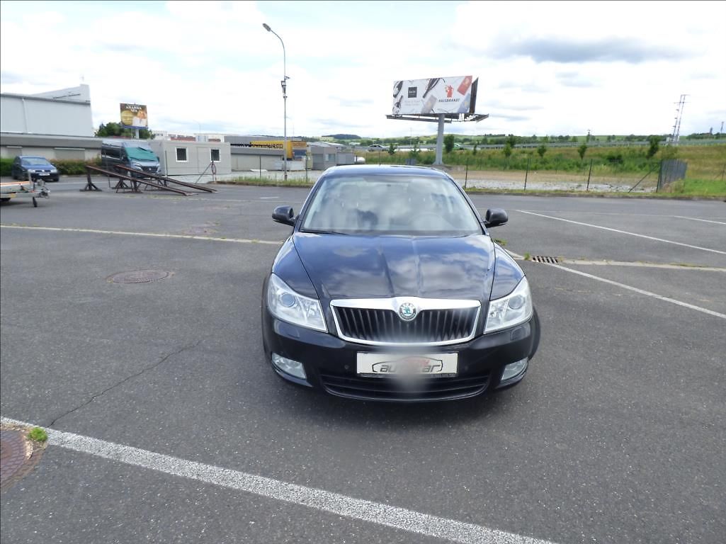 Škoda Octavia 1,6 TDI DSG, Xenon, Digi Klima