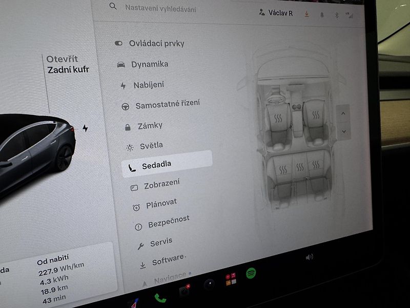 Tesla Model 3 LONG RANGE 4WD SOH 87% - fotka 44 z 65