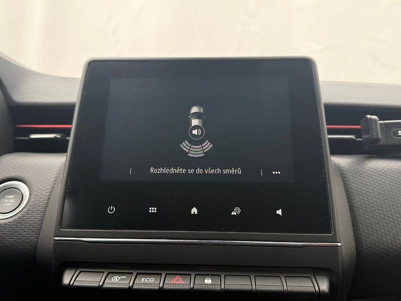 Renault Clio (2018) 1.0 TCe 74 kW Intens - fotka 13 z 22