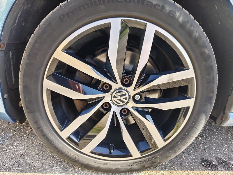 Volkswagen Golf Variant (2013) - fotka 11 z 39