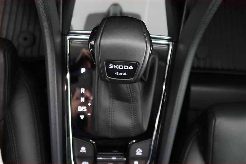 Škoda Kodiaq (2023) 2.0 TDI - fotka 13 z 25
