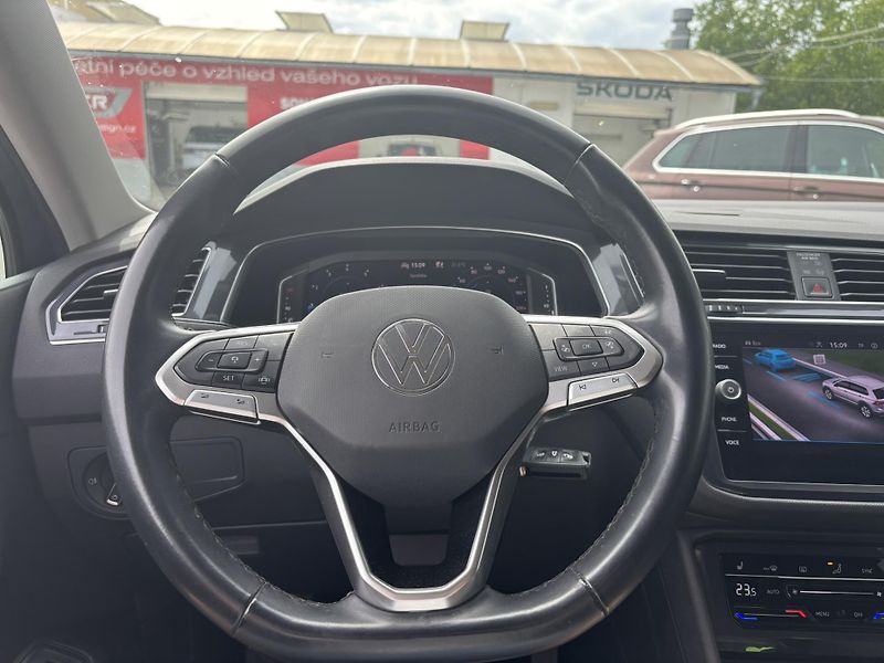 Volkswagen Tiguan (2023) Allspace Life 1.5 TSI - fotka 13 z 18