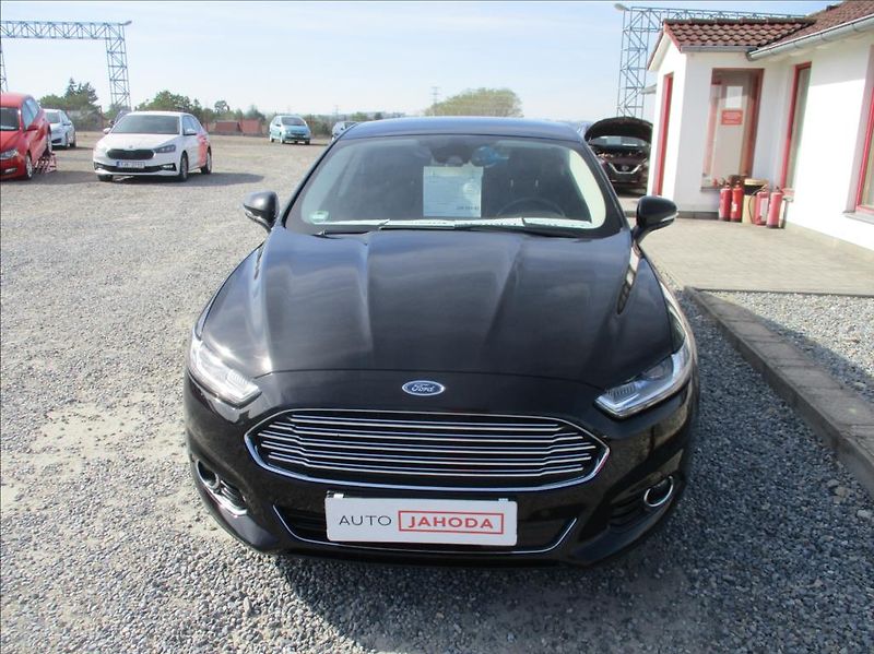 Ford Mondeo 2,0 TDCI, Titanium, automat, - fotka 2 z 40