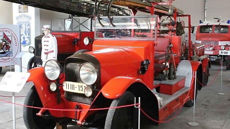 Její automobily si kupovaly i ty nejvýznamnější osobnosti. Tuto Pragu Golden například vlastnil prezident Beneš