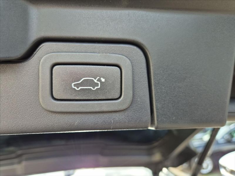 Land Rover Range Rover Evoque 2,2 SD4 DYNAMIC - fotka 13 z 20
