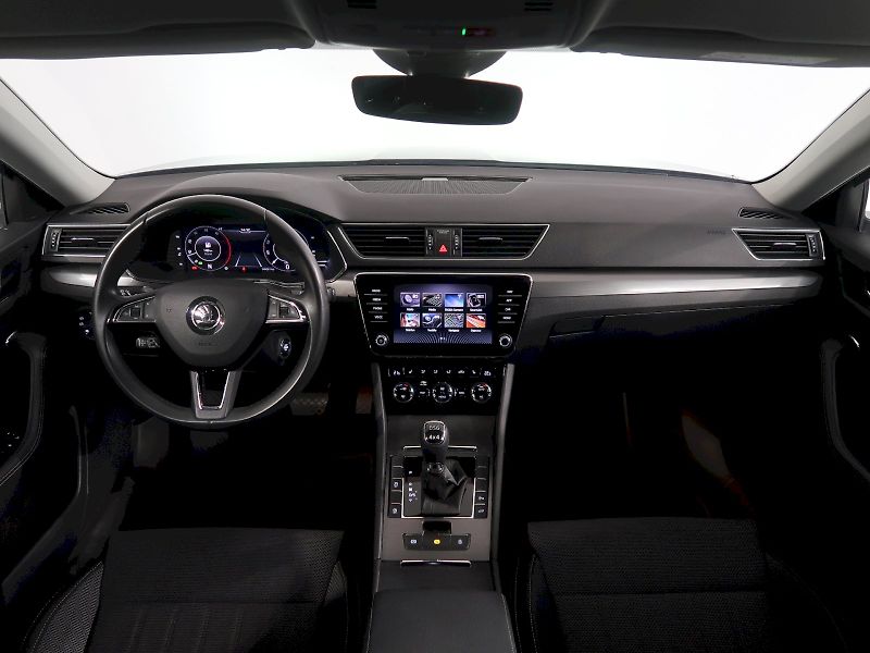 Škoda Superb (2019) STYLE 2.0TDI 140KW DSG 4x4 MAT - fotka 5 z 34