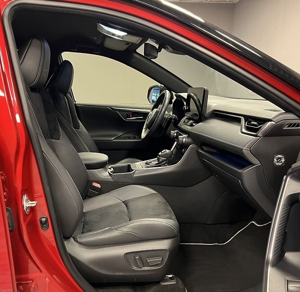 Toyota RAV4 2.5 Hybrid AT GR SPORT AWD - fotka 13 z 22