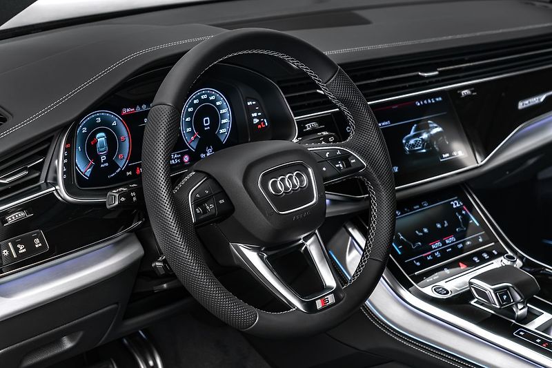Audi Q8 50TDI 2x Sline Laser Vzduch B& - fotka 16 z 23