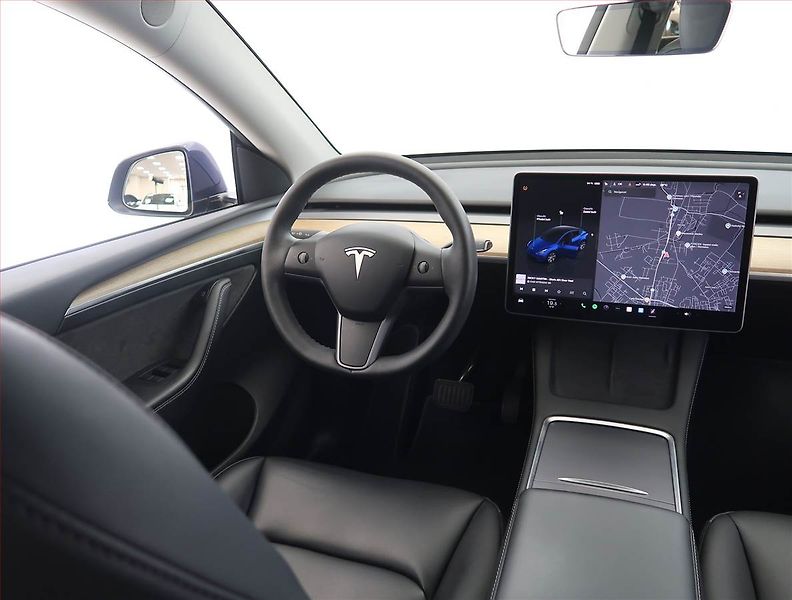 Tesla Model Y (2022) Long Range AWD 79kWh, SoH 91% - fotka 7 z 33