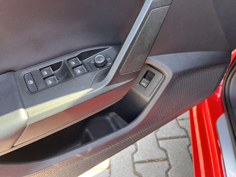 Seat Leon (2020) ST FR - 1.majitel, tažné - fotka 24 z 29