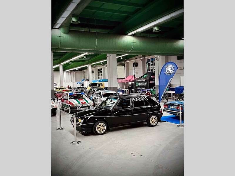 Black line z Blanska na motor show. Majitel Petr Novotný (na snímku) ji vypiplal z vraku.