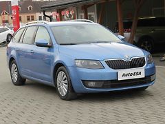 Škoda Octavia (2013) 2.0TDi, Elegance, bixen, navi - fotografie inzerátu