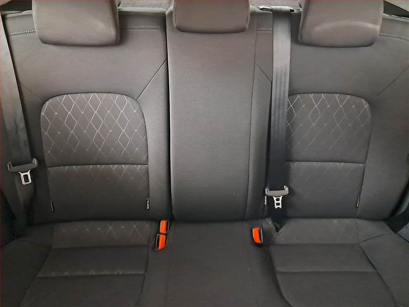 Kia Rio (2015) 1.25 CVVT, Tempomat - fotka 10 z 18