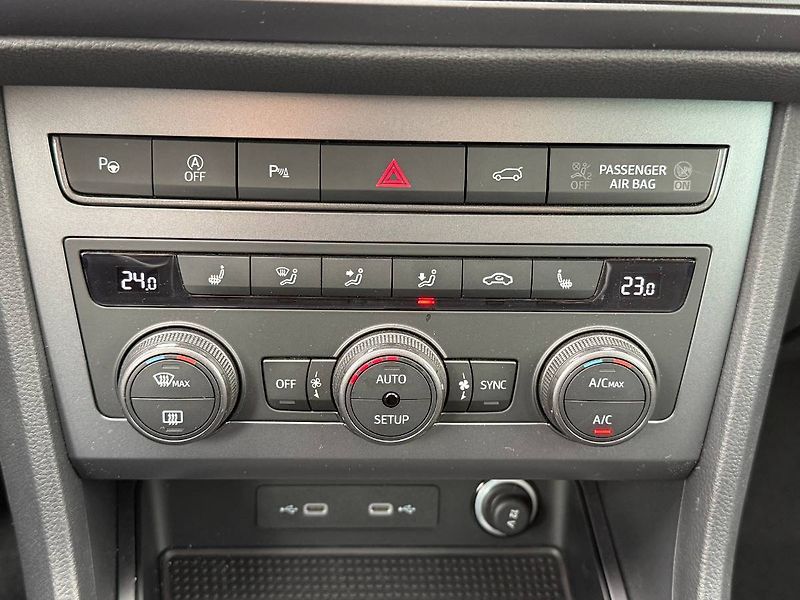 Cupra Ateca (2025) 2.0 TSI 140 kW DSG 4WD - fotka 15 z 24