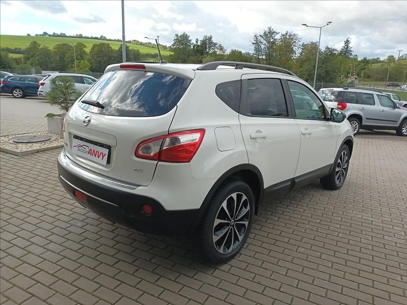 Nissan Qashqai 2,0 dCi 110 kW Automat,4X4,TZ - fotka 5 z 40