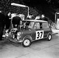 Největšího úspěchu dosáhl “Paddy” Hopkirk v roce 1964, kdy po boku svého spolujezdce Herního Liddona vyhrál s vozem Mini Cooper S slavné Rallye Monte Carlo.