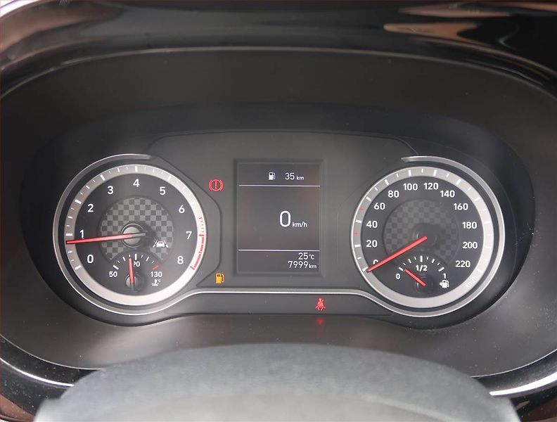 Hyundai i10 (2021) Style 1.0, Serv.kniha - fotka 11 z 20