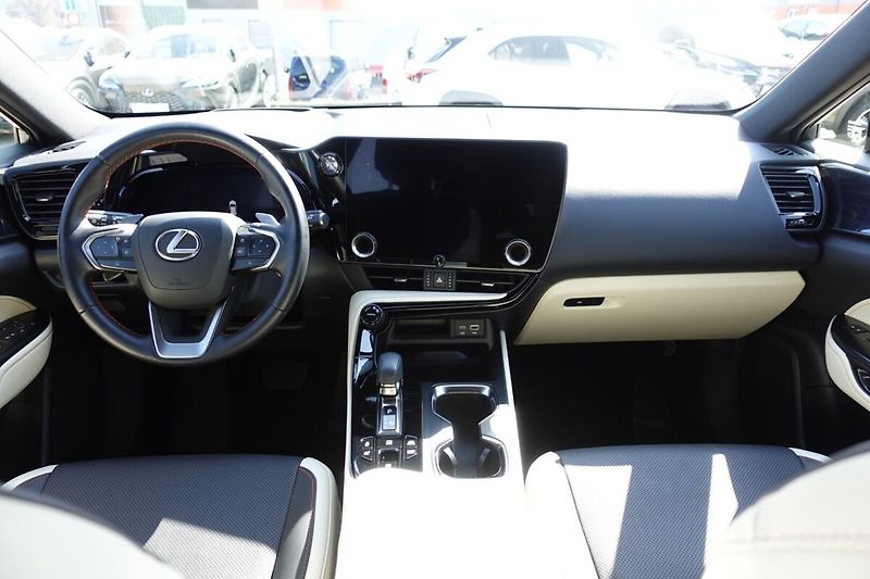 Lexus NX 450h plus NX450h+ Executive Top 4x4 - fotka 18 z 34