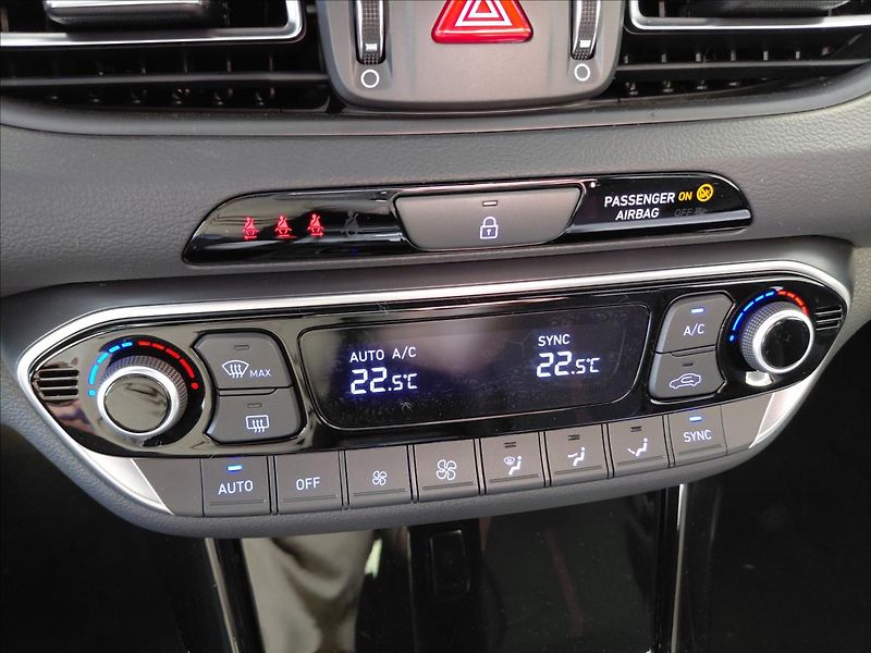 Hyundai i30 (2026) 26 WG 1,6 T-GDI DCT N LINE - fotka 15 z 16