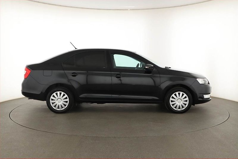 Škoda Rapid (2017) 1.2 TSI, ČR,1.maj, Serv.kniha - fotka 6 z 16