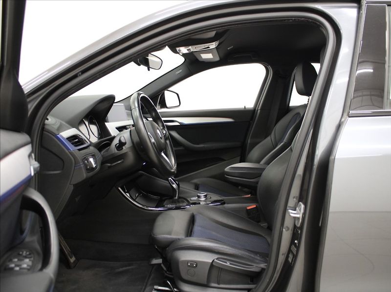 BMW X2 1,5 18i AT M-Paket 1.maj.ČR - fotka 6 z 27