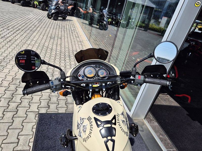 Kawasaki KLE 500 (2006) - fotka 22 z 22