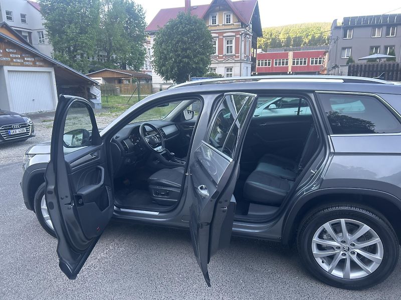 Škoda Kodiaq 2,0TDi,110kw,DSG,19ALU  - fotka 13 z 51
