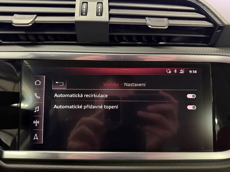 Audi Q3 2.0TDI QUATTRO S-TRONIC, LED, - fotka 15 z 23