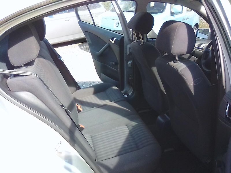 Škoda Octavia (2003) 2.0i , jede dobře - fotka 21 z 28