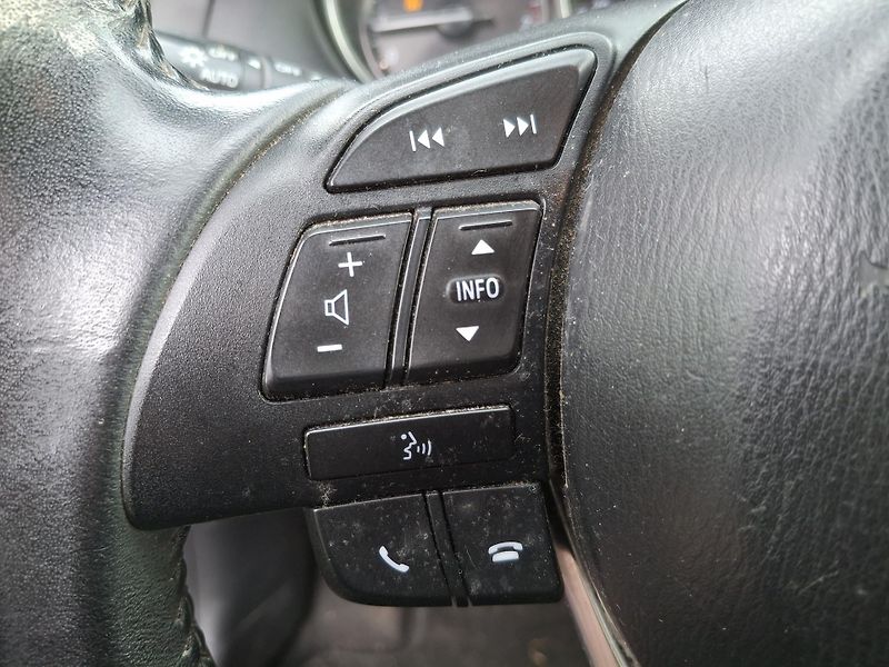 Mazda CX-5 2.0 121 kw  Rezervace - fotka 27 z 39