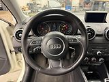 Audi A1 1.6 TDi 77 kW - náhled 8