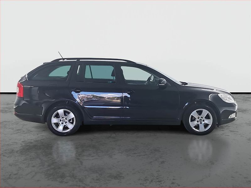 Škoda Octavia (2013) Ambition 1.4 TSI, Tempomat - fotka 6 z 20