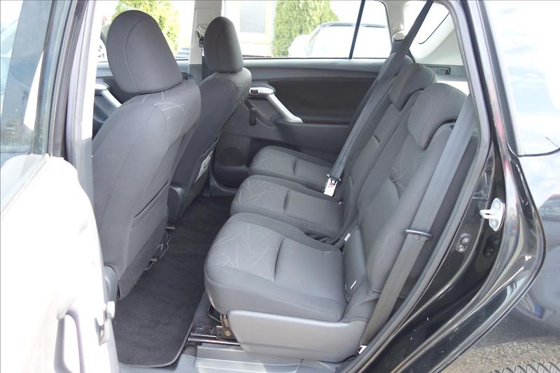 Toyota Verso 1,6 i 97KW, ČR, KLIMATIZACE. - fotka 14 z 31