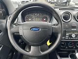 Ford Fiesta 1.3i 51Kw ČR TAŽNÉ KLIMA - náhled 13