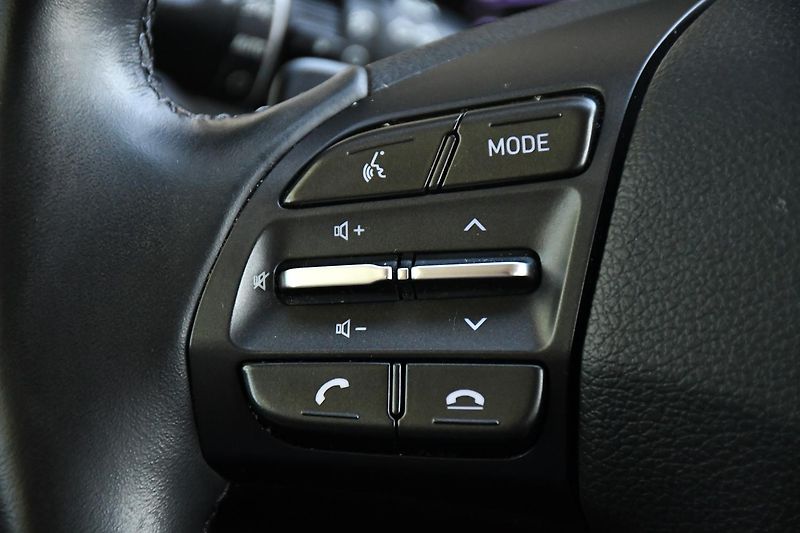 Hyundai i30 1,0T-GDi FAMILY SMART DCT ČR  - fotka 28 z 48