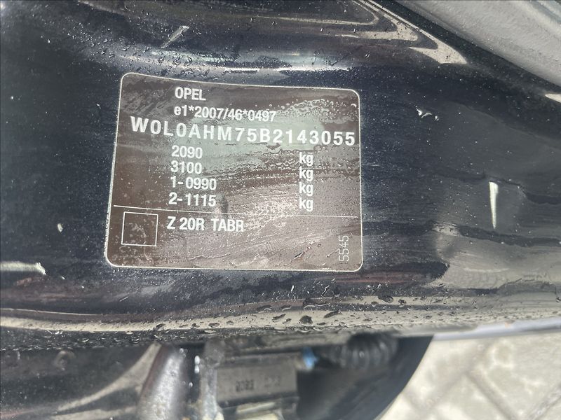 Opel Zafira 1,6 i 16V 85kw 7míst Tažné TOP - fotka 24 z 34