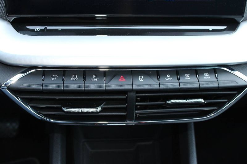 Škoda Octavia (2023) STYLE 2.0 TDI DSG  PANORAMA MA - fotka 29 z 33