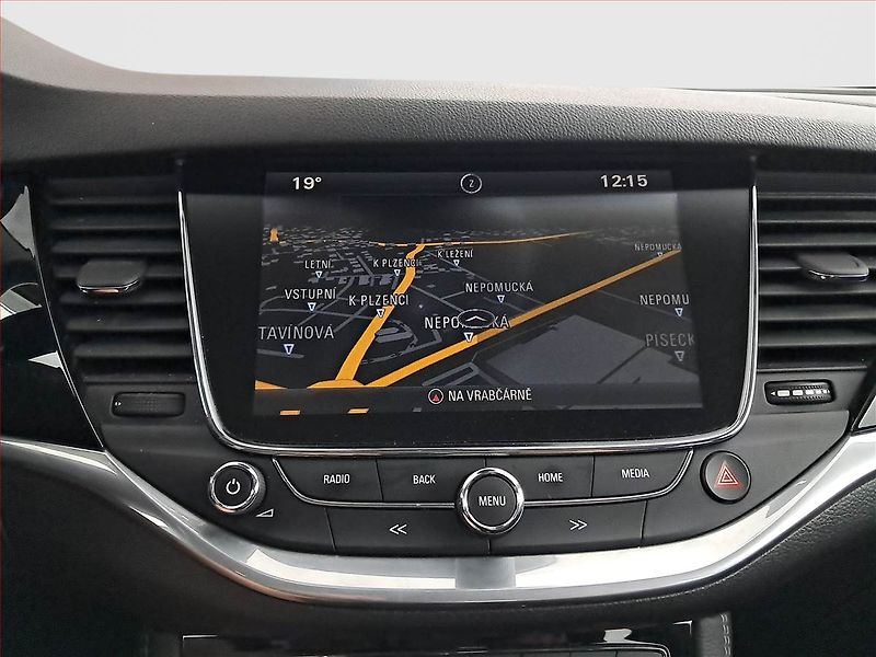 Opel Astra (2018) 1.6 CDTI, Navi, Tempomat - fotka 13 z 19