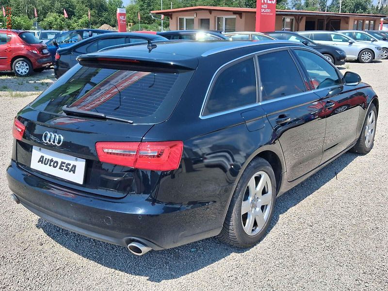 Audi A6 (2013) 3.0 TDi, AT, LED, Navi - fotka 4 z 22