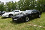 Ve Varnsdorfu se potkali majitelé několika desítek automobilových veteránů.