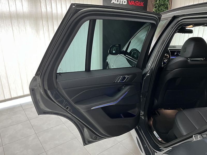 BMW X5 3.0 d xDrive M-paket ČR  DPH - fotka 18 z 30
